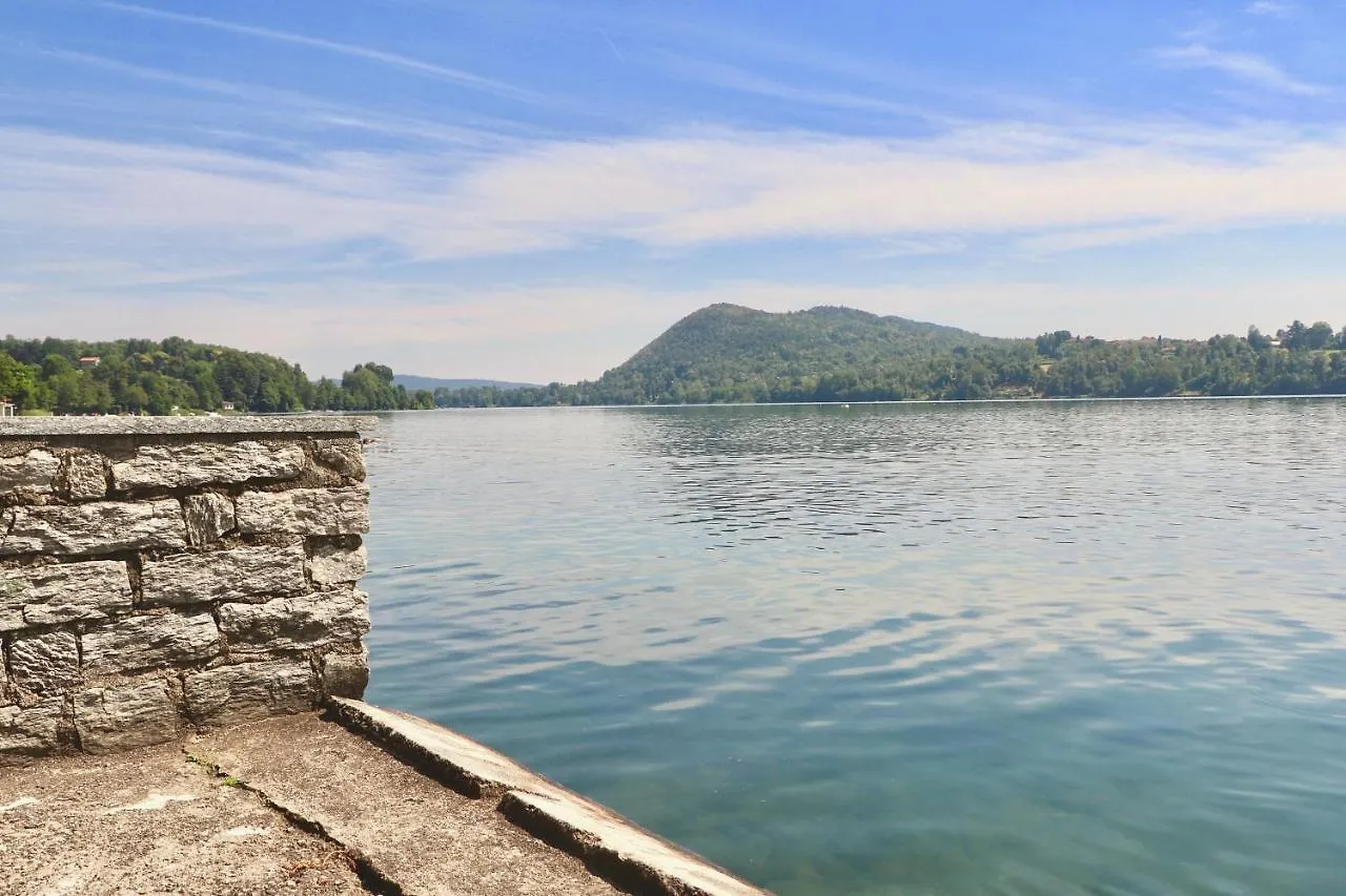Riva Del Caolino Villa Ispra 0*,